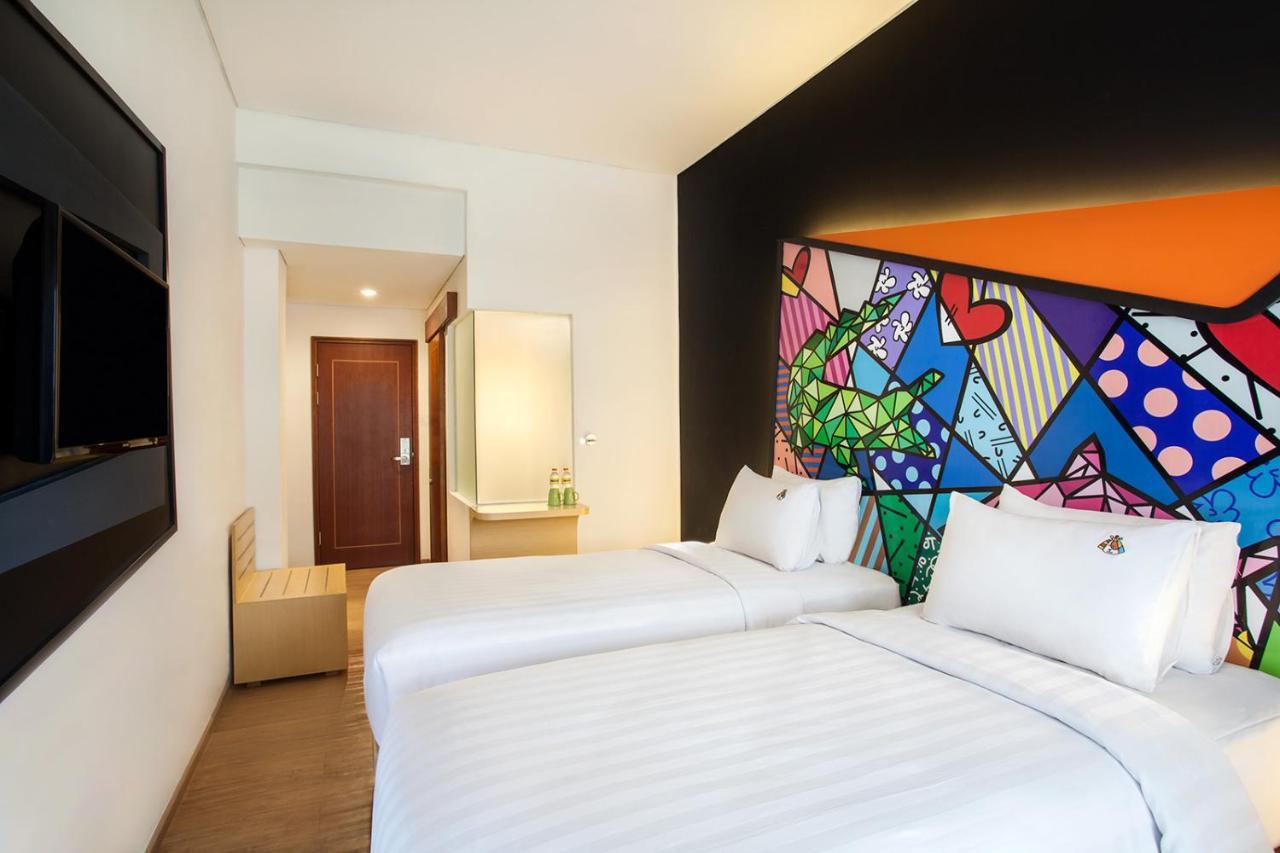 Maxonehotels.Com At Tidar Surabaya Buitenkant foto